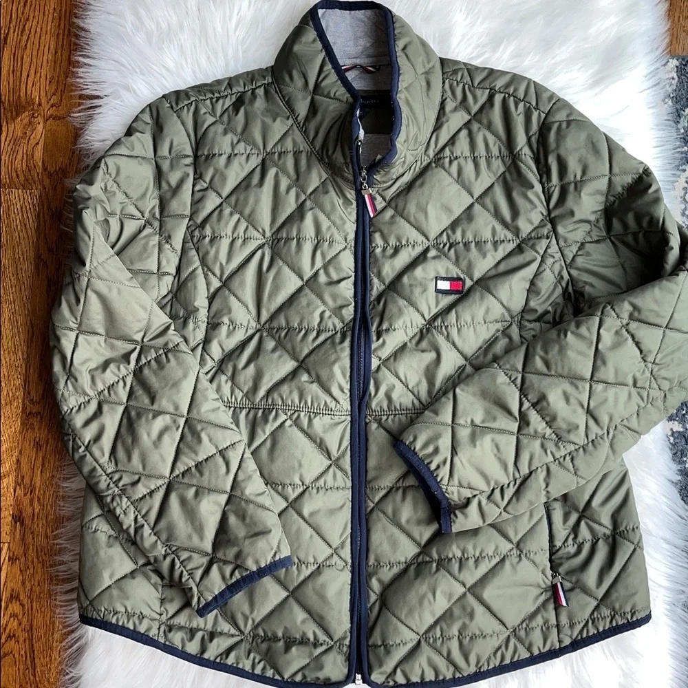 Tommy Hilfiger Women’s Quilted Jacket Size XL Olive Green